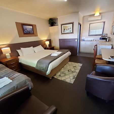 Coach House Inn برايت المظهر الخارجي الصورة