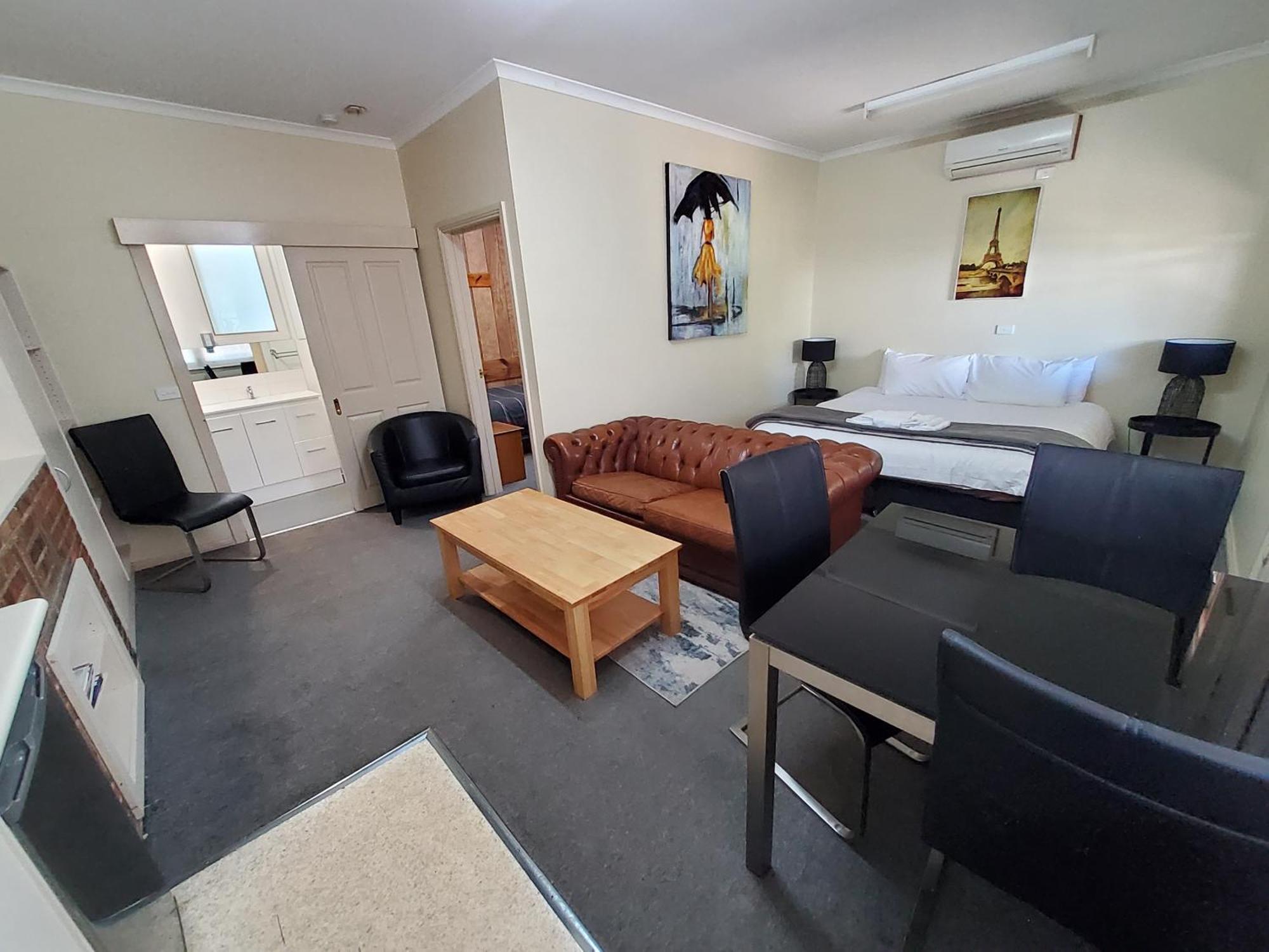 Coach House Inn برايت المظهر الخارجي الصورة