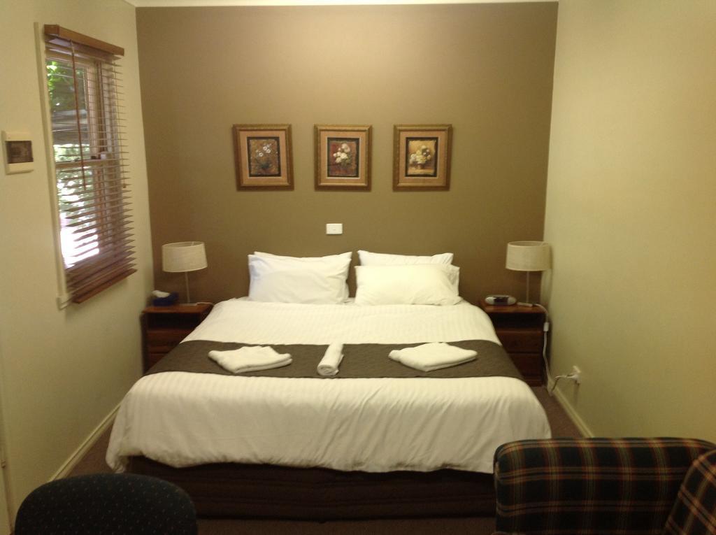 Coach House Inn برايت المظهر الخارجي الصورة